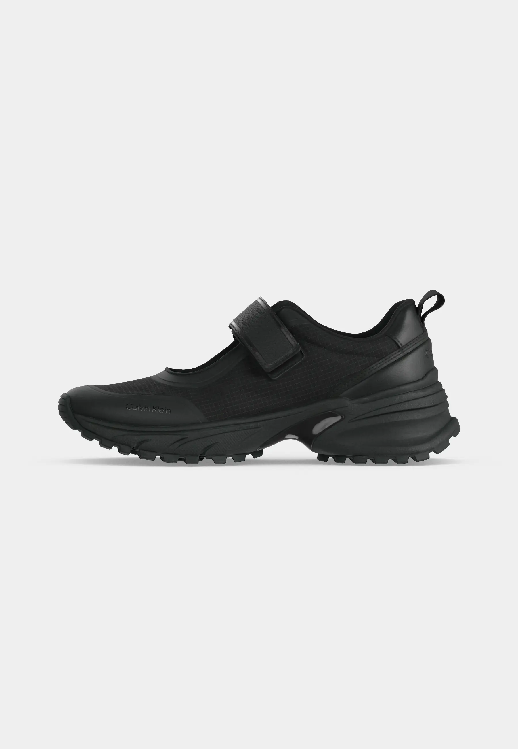 HIKE RUNNER SLIPON